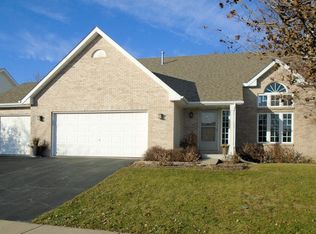 1701 Knights Ln, Rochelle, IL 61068