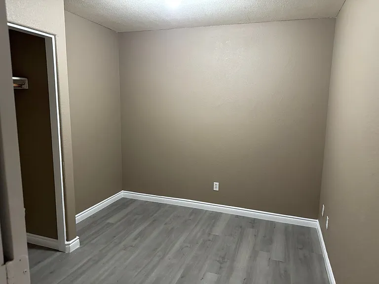 3736 Rose Canyon Dr — Photo 24