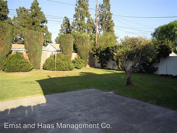 4th image of 5422 Castana Ave