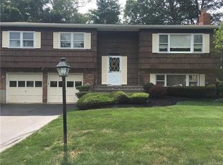 89 Poplar St, Nanuet, NY 10954