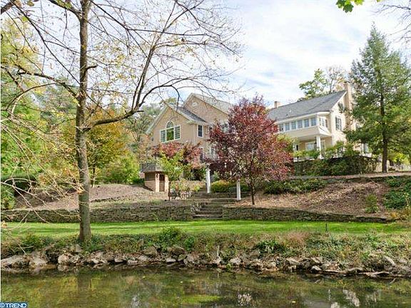 2nd image of 615 Bierys Bridge Rd