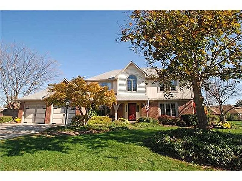 10426 Quiet Dr photo 1