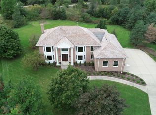 1373 Bridgewater Ln, Long Grove, IL 60047