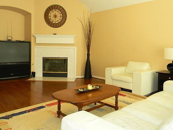 5th image of 3111 Stratford Pointe Dr