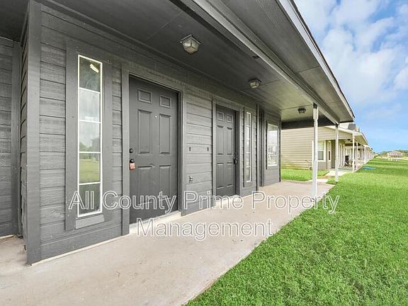 3rd image of 23368 High Point St #A