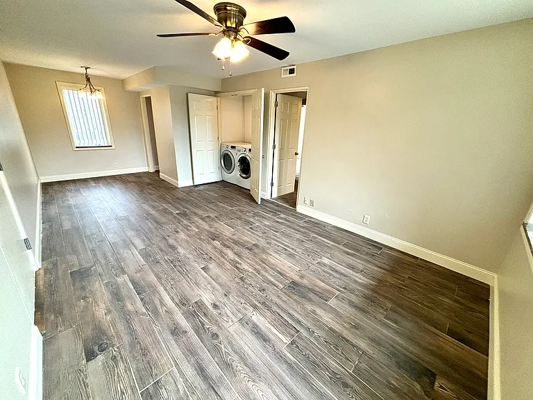 1651 J St #303 — Photo 7