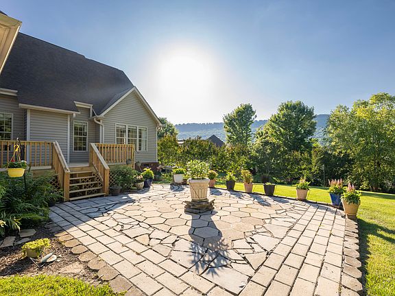 5th image of 788 Shearer Cove Rd