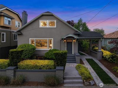 826 34th Avenue, Seattle, WA, 98122