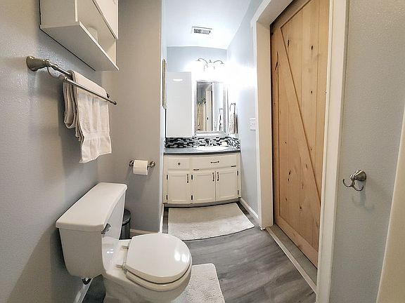 Full Hall Bathroom