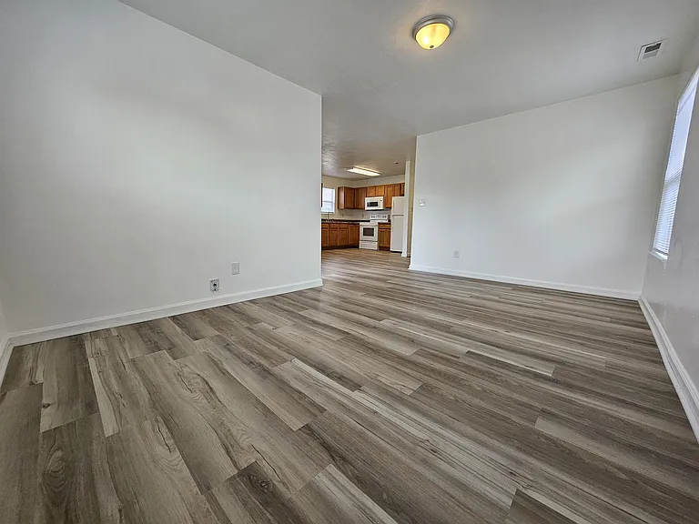 2341 Wheeler St — Photo 6