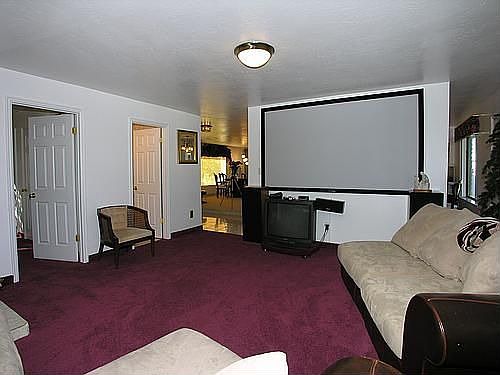 2 family rooms