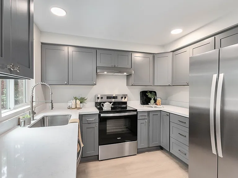 TE1416 — Photo 12
