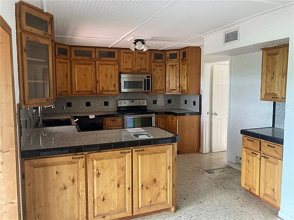 5th image of 13729 River Forest Dr
