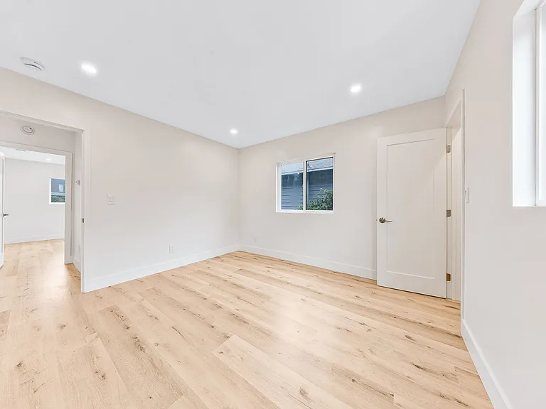 3839 Fountain Ave #3839 — Photo 9