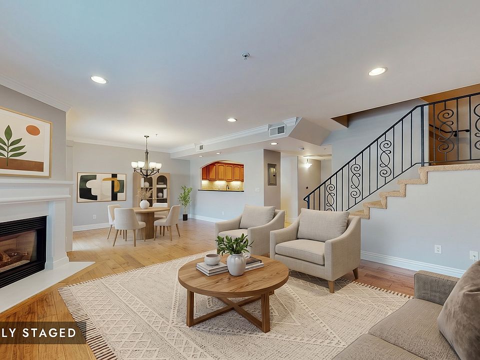1st image of 11540 Moorpark St Unit 103