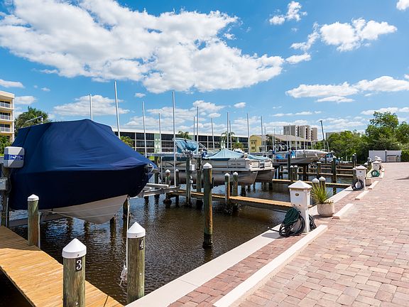 Boat docks available!