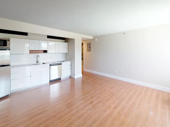 2330 Hoffman St #4G, Bronx, NY 10458