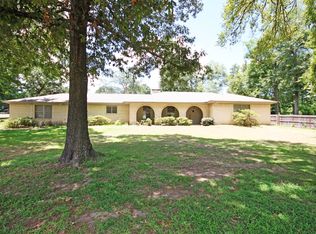 19281 Country Estates Cir, Flint, TX 75762