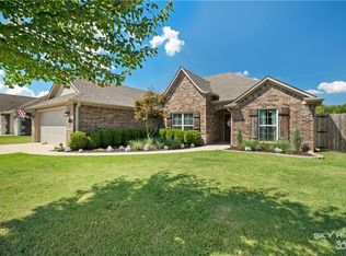 12567 Bethel Oaks Dr, Farmington, AR 72730