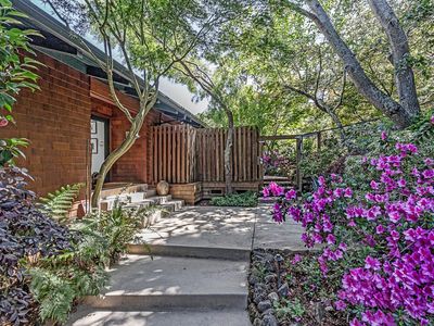 300 Cervantes Rd, Portola Valley, CA, 94028