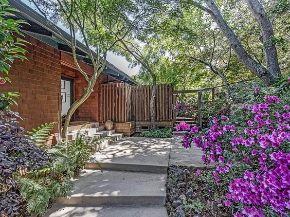 300 Cervantes Rd, Portola Valley, CA 94028