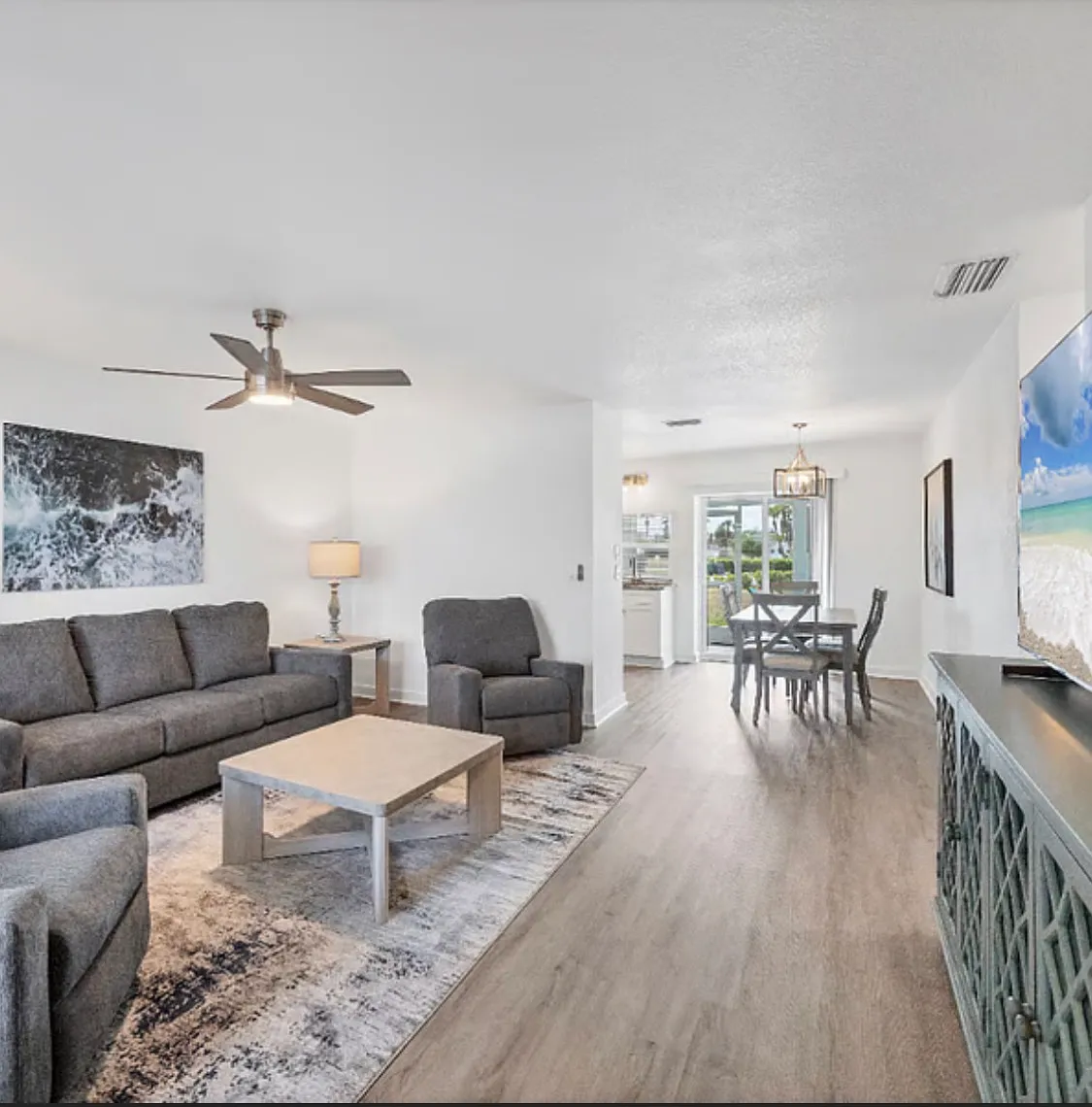 2 bed, 950 sqft, $1,500 — Photo 2