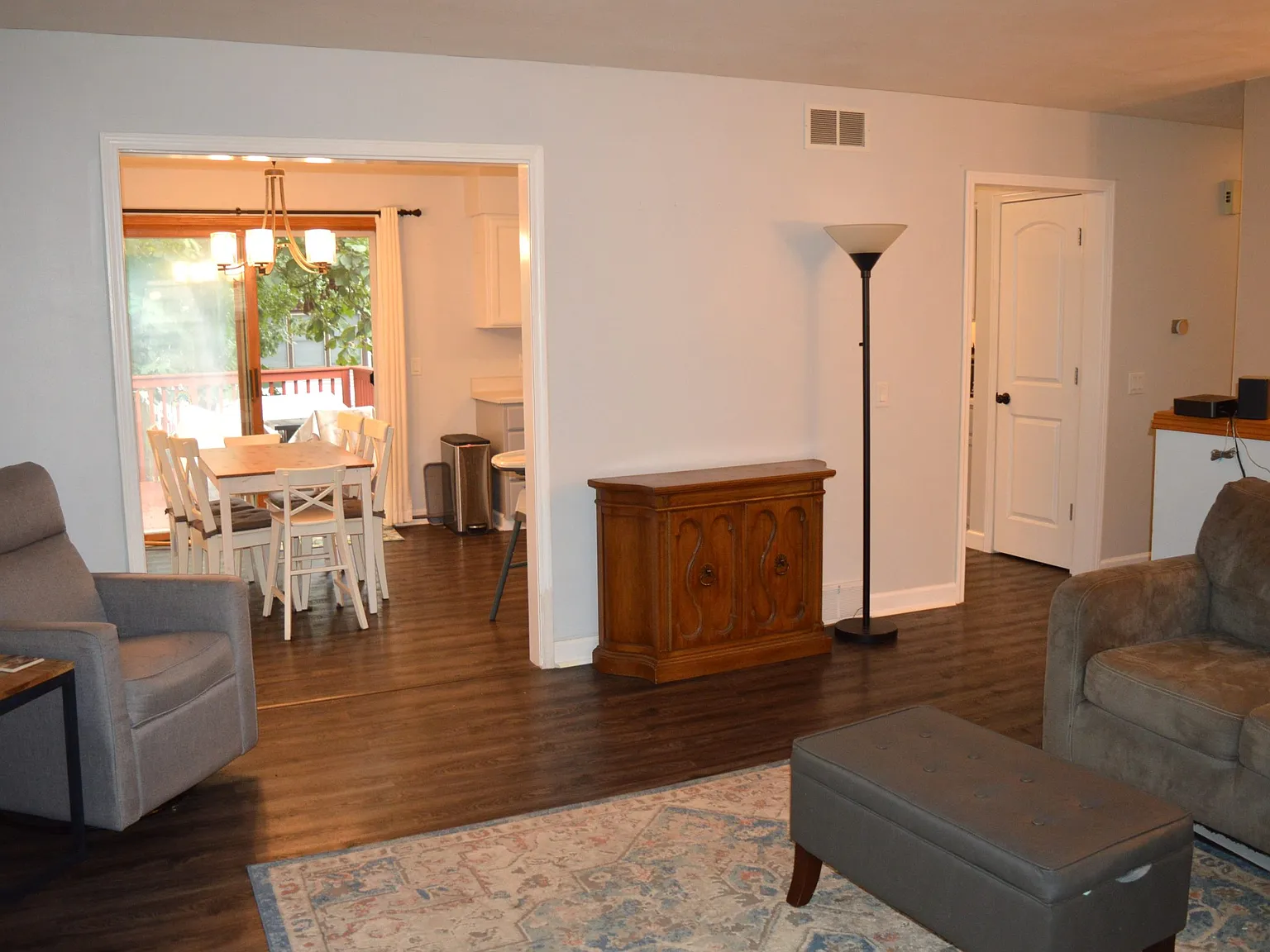 3 bed, 1530 sqft, $2,595 — Photo 3