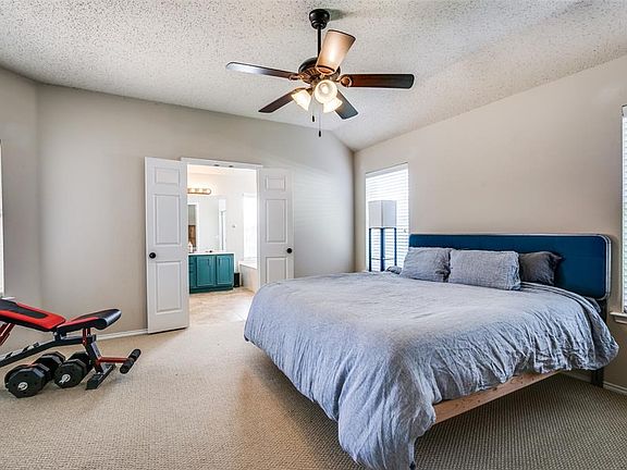 2nd image of 4664 Parkmount Dr