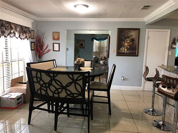 3rd image of 567 E Marlin Ct