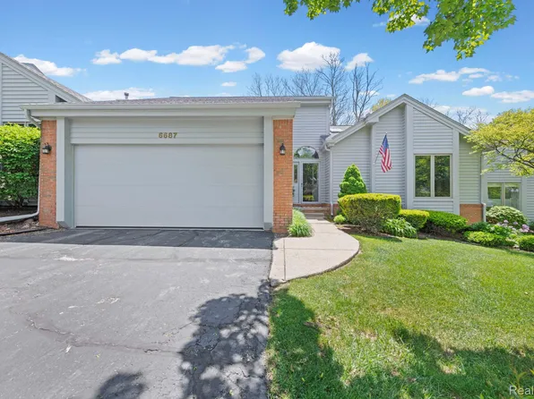 6687 Ridgeview Dr, Clarkston, MI 48346
