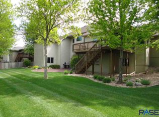 709 S Outlook Dr, Sioux Falls, SD 57106