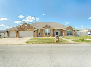 809 SW 158th St, Oklahoma City, OK 73170