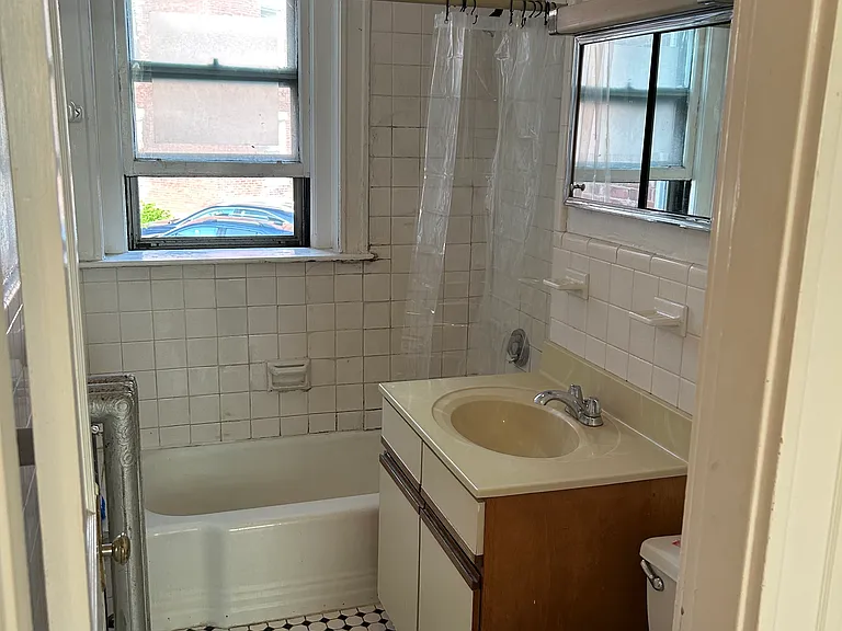 1675 Beacon St #2 — Photo 7
