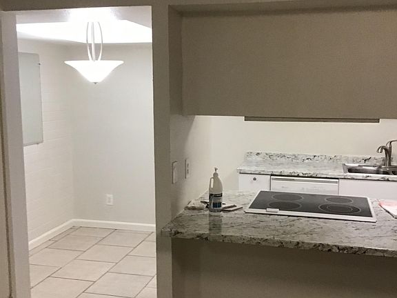 3rd image of 4034 W Mesquite Ln