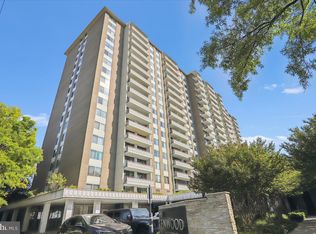 5101 River Rd APT 801, Bethesda, MD 20816