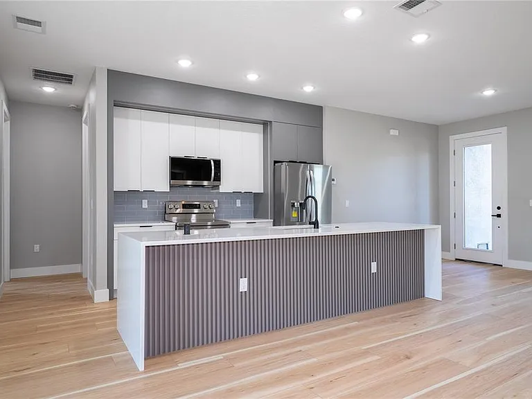 70 McDill Dr — Photo 35