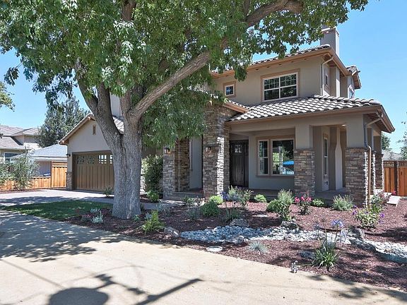 4th image of 1454 Navarro Dr