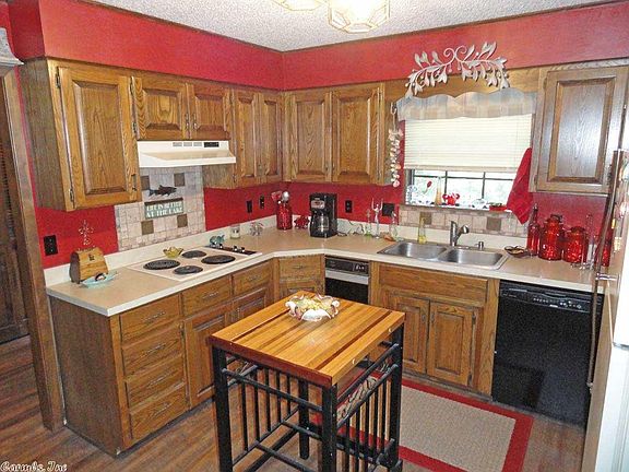 5th image of 2325 Lakeshore Dr