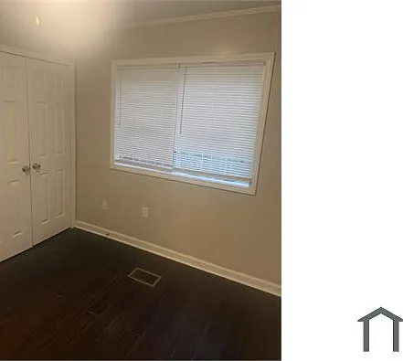 1764 Shady Lane Dr — Photo 3