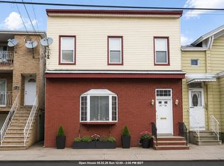 134 70th St, Guttenberg, NJ 07093