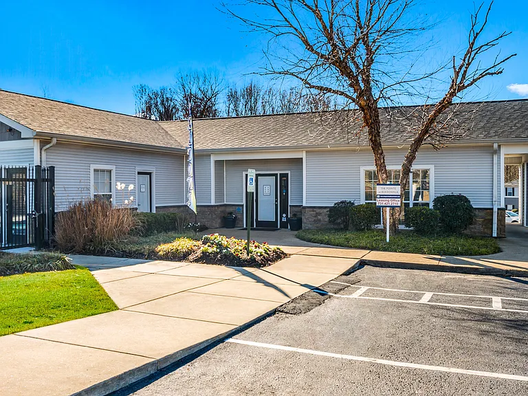 Leasing Office