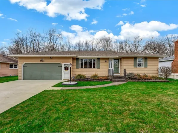 1562 Master St, North Tonawanda, NY 14120