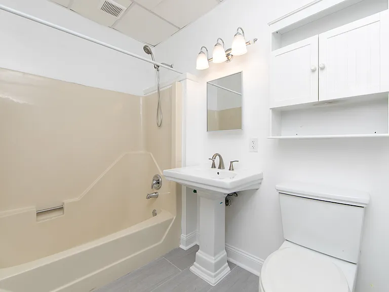 2704 Chestnut Ave #B — Photo 13