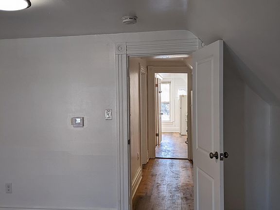 3rd image of 310 Biddle Ave #3