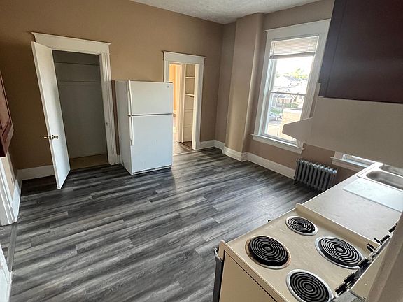 4th image of 1341 Shuler Ave APT 3