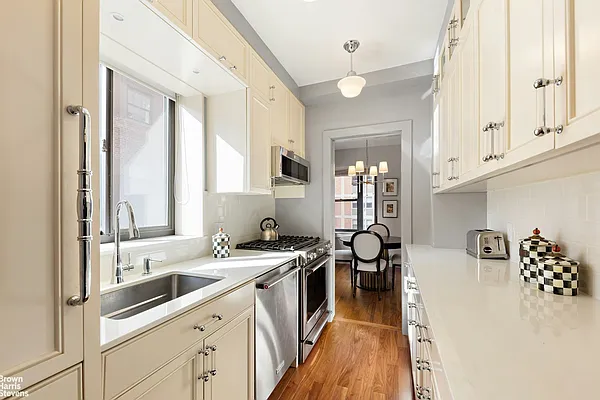 Sold by Brown Harris Stevens | media 4