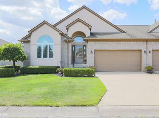 52209 Fish Creek Dr, Macomb, MI