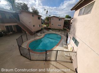19405 Haynes St, Reseda, CA 91335