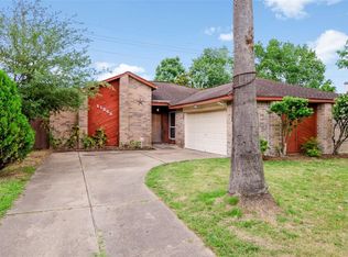 11543 Villa Heights Dr, Houston, TX 77066