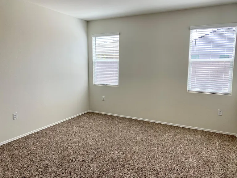 4661 W Nutmeg Ave — Photo 9